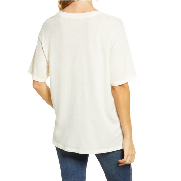 Daydreamer Journey World Tour Graphic Tee - Picture 3 of 9